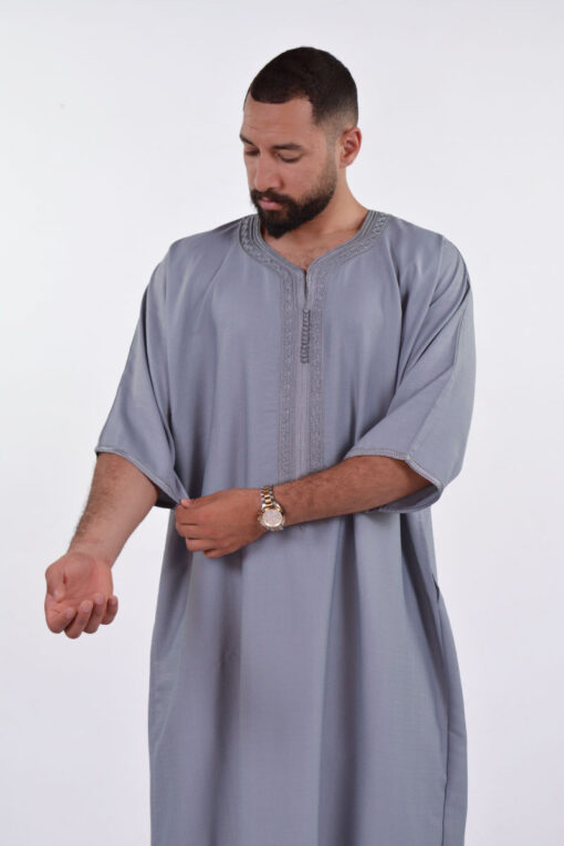 Linen Moroccan Thobe for Men - Small Embroidery